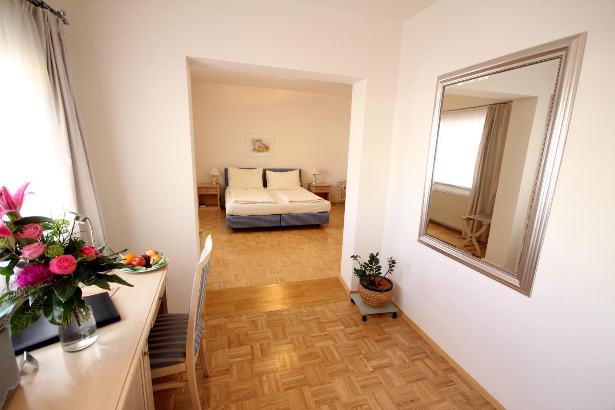 Carinthia Stadthotel Klagenfurt am Woerthersee Dış mekan fotoğraf
