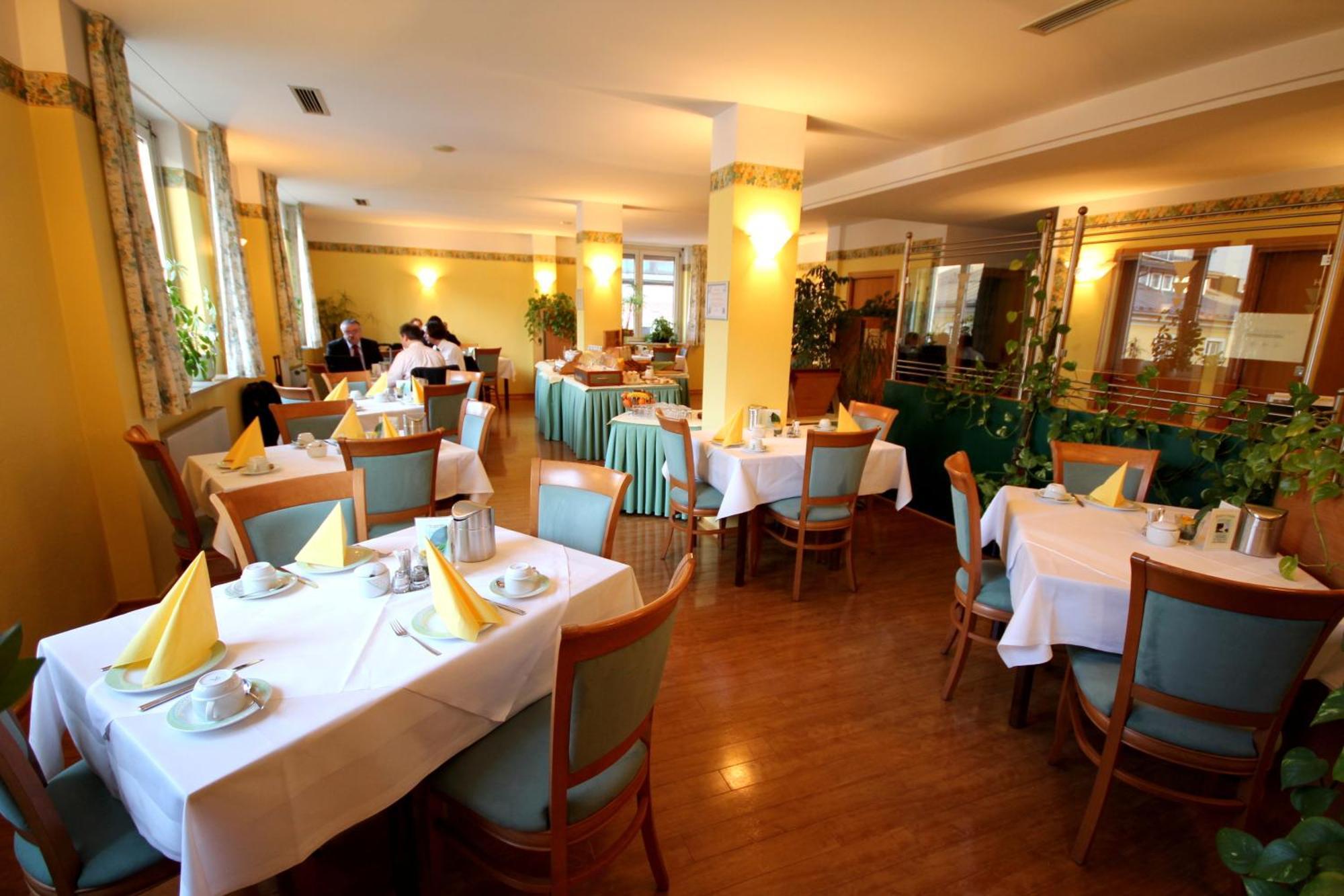 Carinthia Stadthotel Klagenfurt am Woerthersee Dış mekan fotoğraf